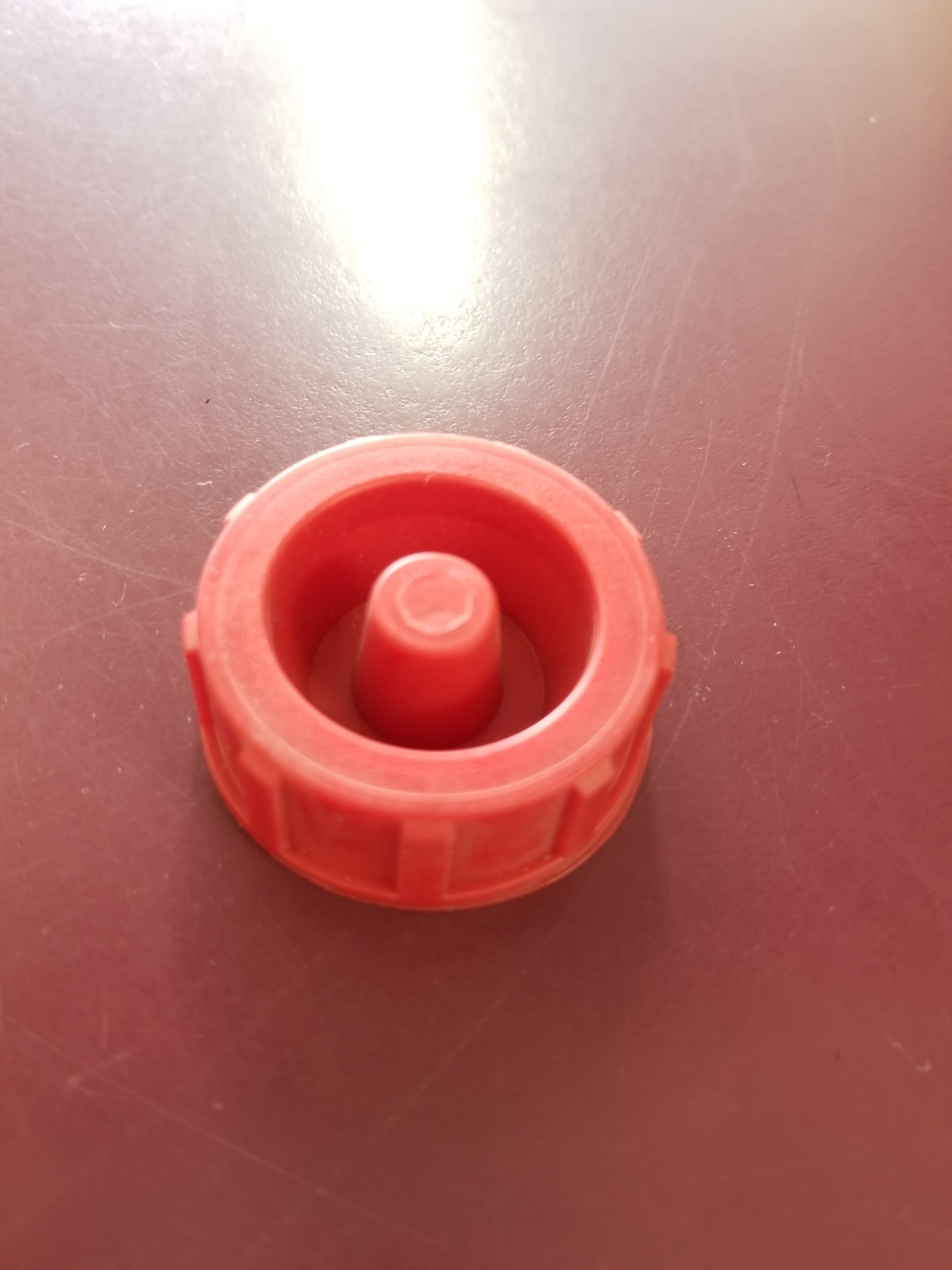 Red Screw Cap Stopper for Gallon 38mm.